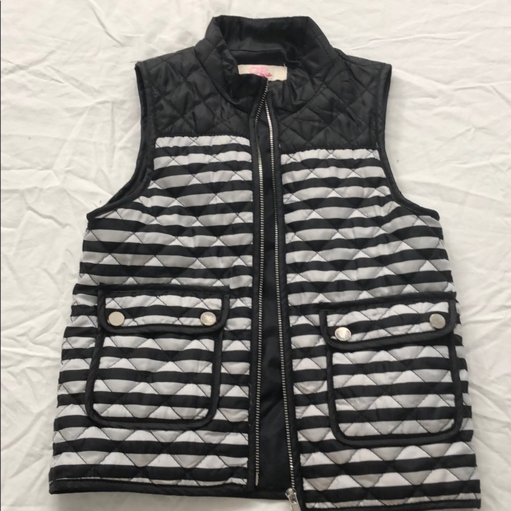GB Girls Size 5 zip up vest
